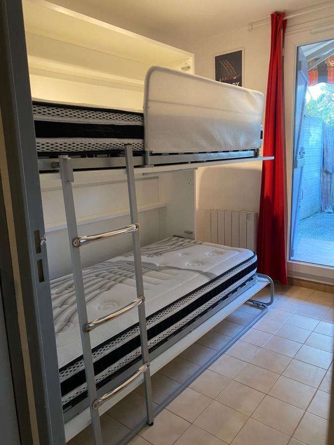 T2 Rez De Jardin 300M Plage De Beaucours Sanary Sur Mer Екстериор снимка
