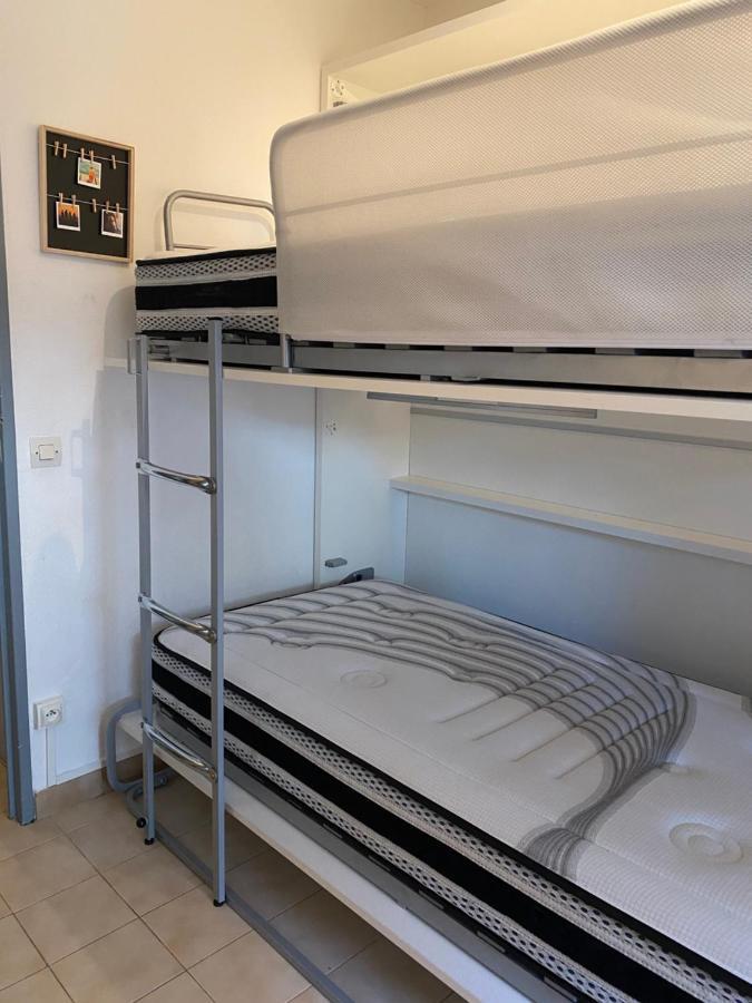T2 Rez De Jardin 300M Plage De Beaucours Sanary Sur Mer Екстериор снимка